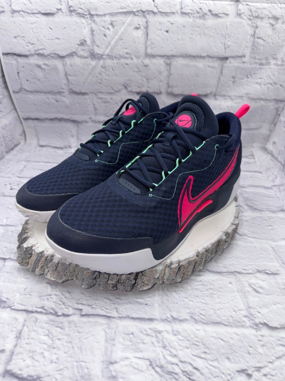Nike Men Zoom Court Pro Tennis Shoe Style DH0618 100 Size 13 Obsidian Hyper Pink